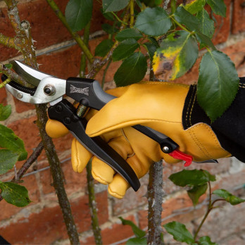 Town & Country Professional - Heavy Duty Gauntlet Gloves Ladies Size - M