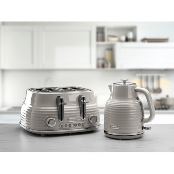Daewoo Sienna 4 Slice Toaster Reheat and defrost functions Removable crumb tray