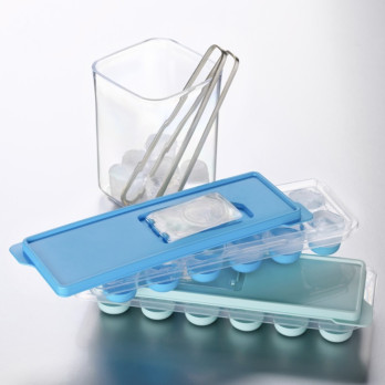 Tala Push Out Ice Cube Round Tray - parties - drinks fruit yoghurt & jelly