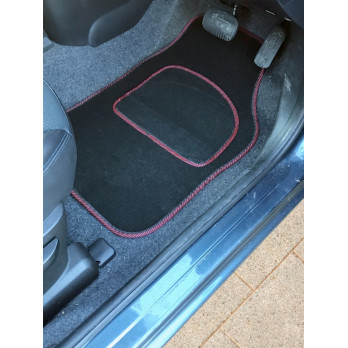 Streetwize Velour Carpet Mat Set with Coloured Binding - 4 Piece Black/Red