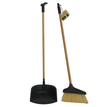 Groundsman Bamboo Long Handle Dustpan & Brush 80cm x 25cm