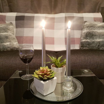 Price's 10" Venetian Wrapped Dinner Candle 7 hours burn time 254mm length Red - 1 Sample