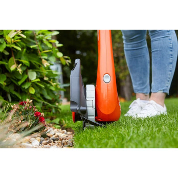 Flymo Easitrim Cordless Strimmer Kit 18v - Lithium Ion Battery - 28mins Runtime