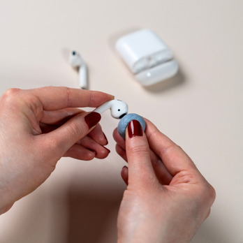 Bostik Blu Tack Handy -  Alternative to drawing pins & sticky tape